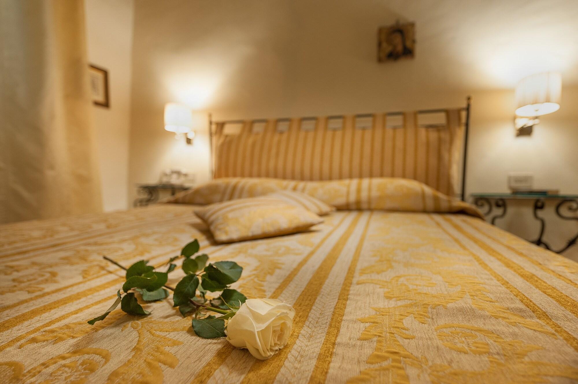 B&B Piccolo Hotel Кортона Екстер'єр фото