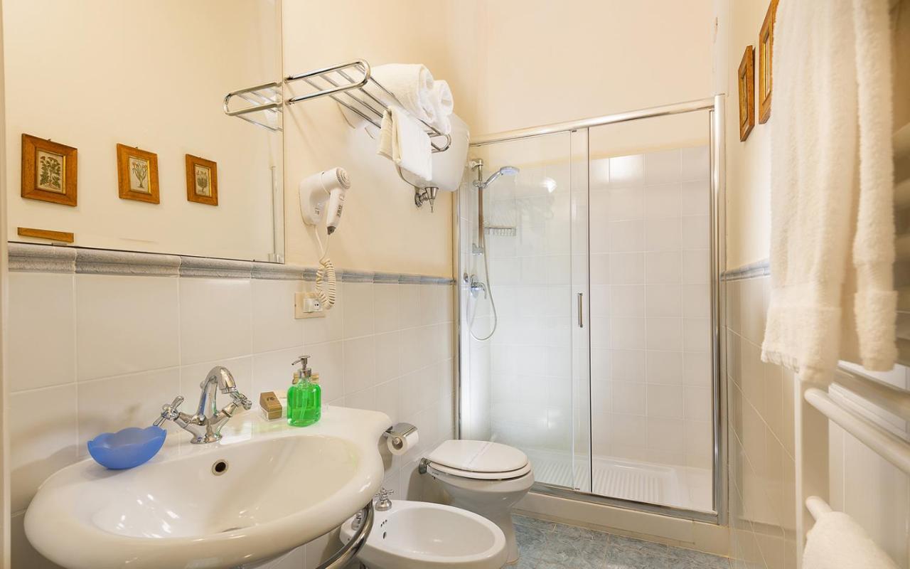 B&B Piccolo Hotel Кортона Екстер'єр фото