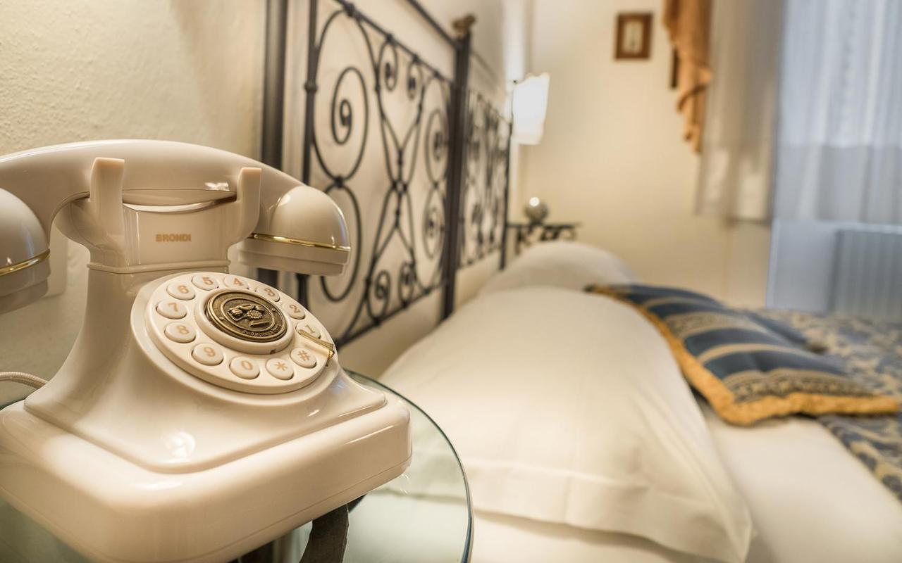 B&B Piccolo Hotel Кортона Екстер'єр фото