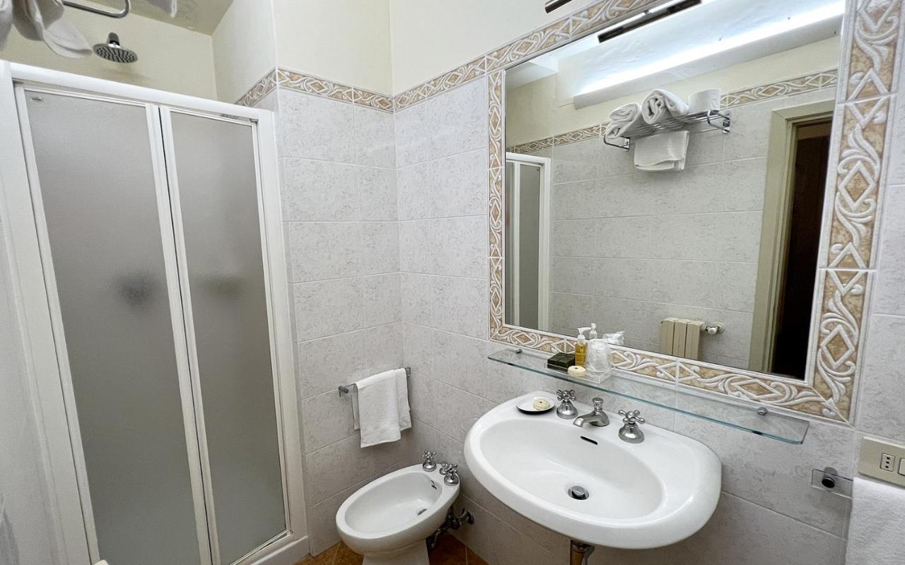 B&B Piccolo Hotel Кортона Екстер'єр фото