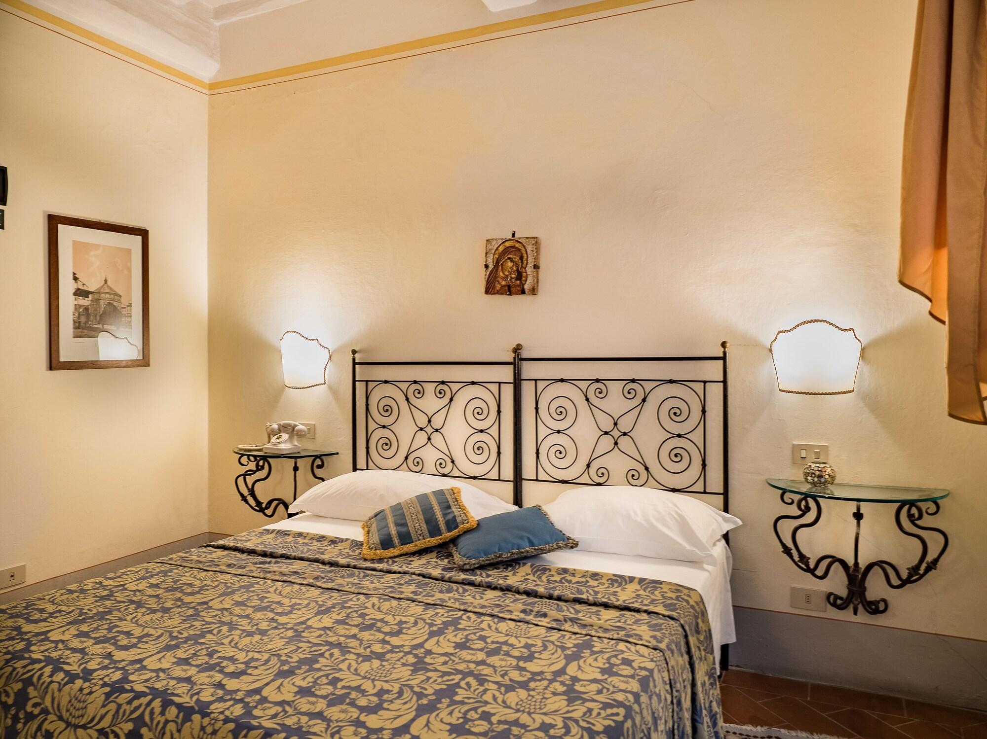 B&B Piccolo Hotel Кортона Екстер'єр фото