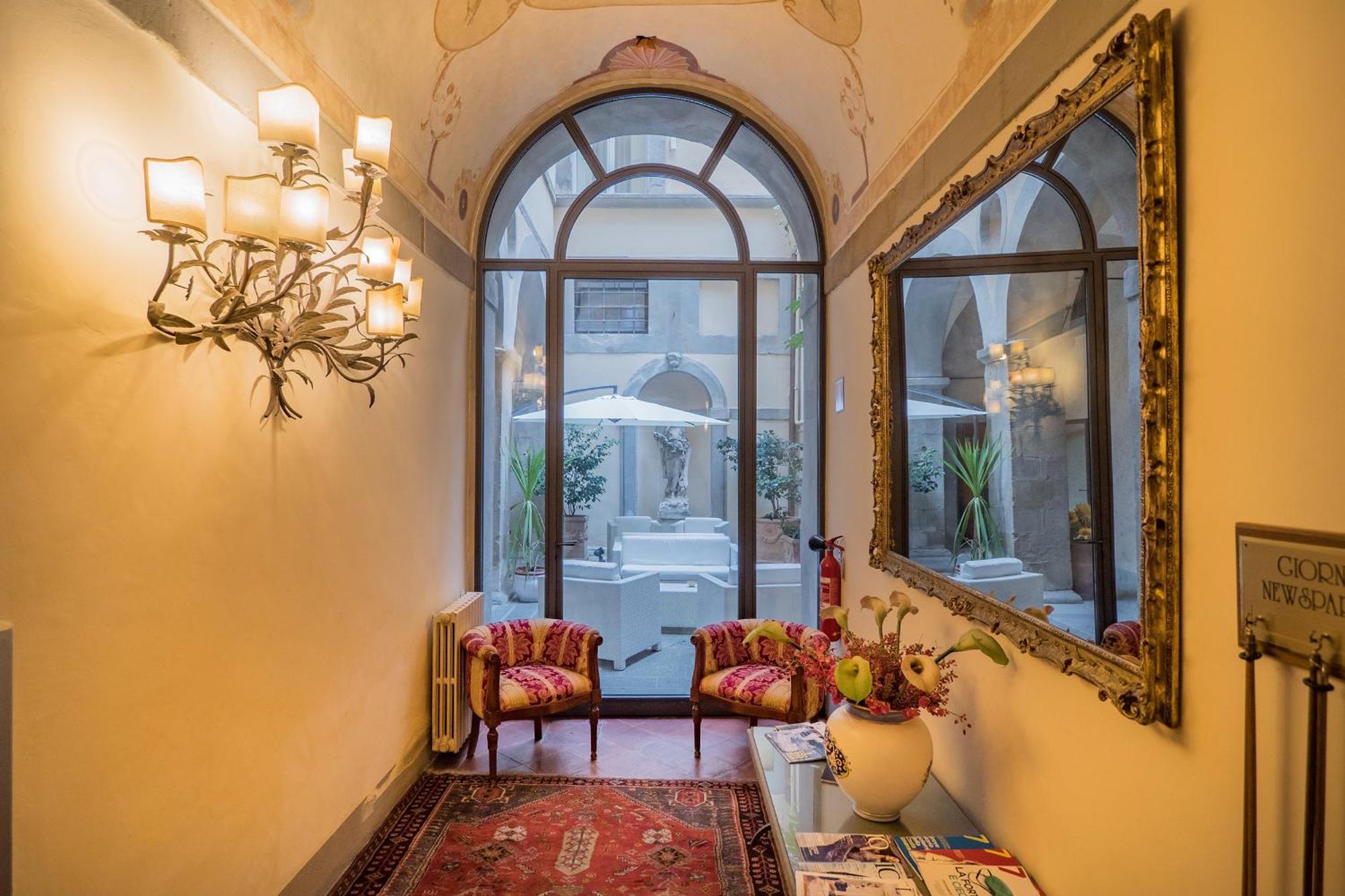 B&B Piccolo Hotel Кортона Екстер'єр фото