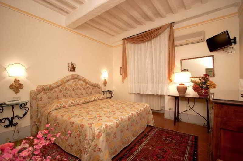 B&B Piccolo Hotel Кортона Екстер'єр фото