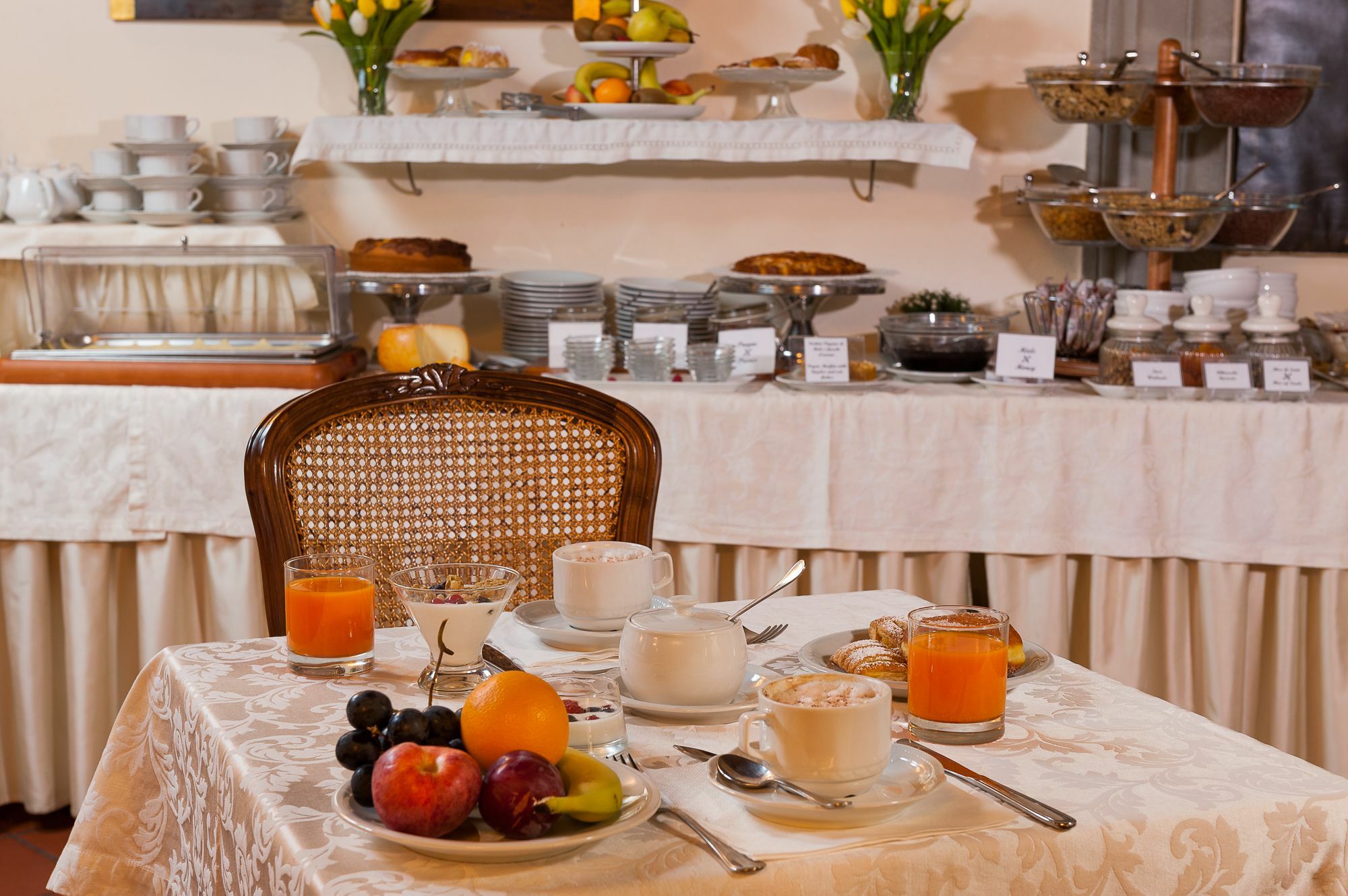 B&B Piccolo Hotel Кортона Екстер'єр фото